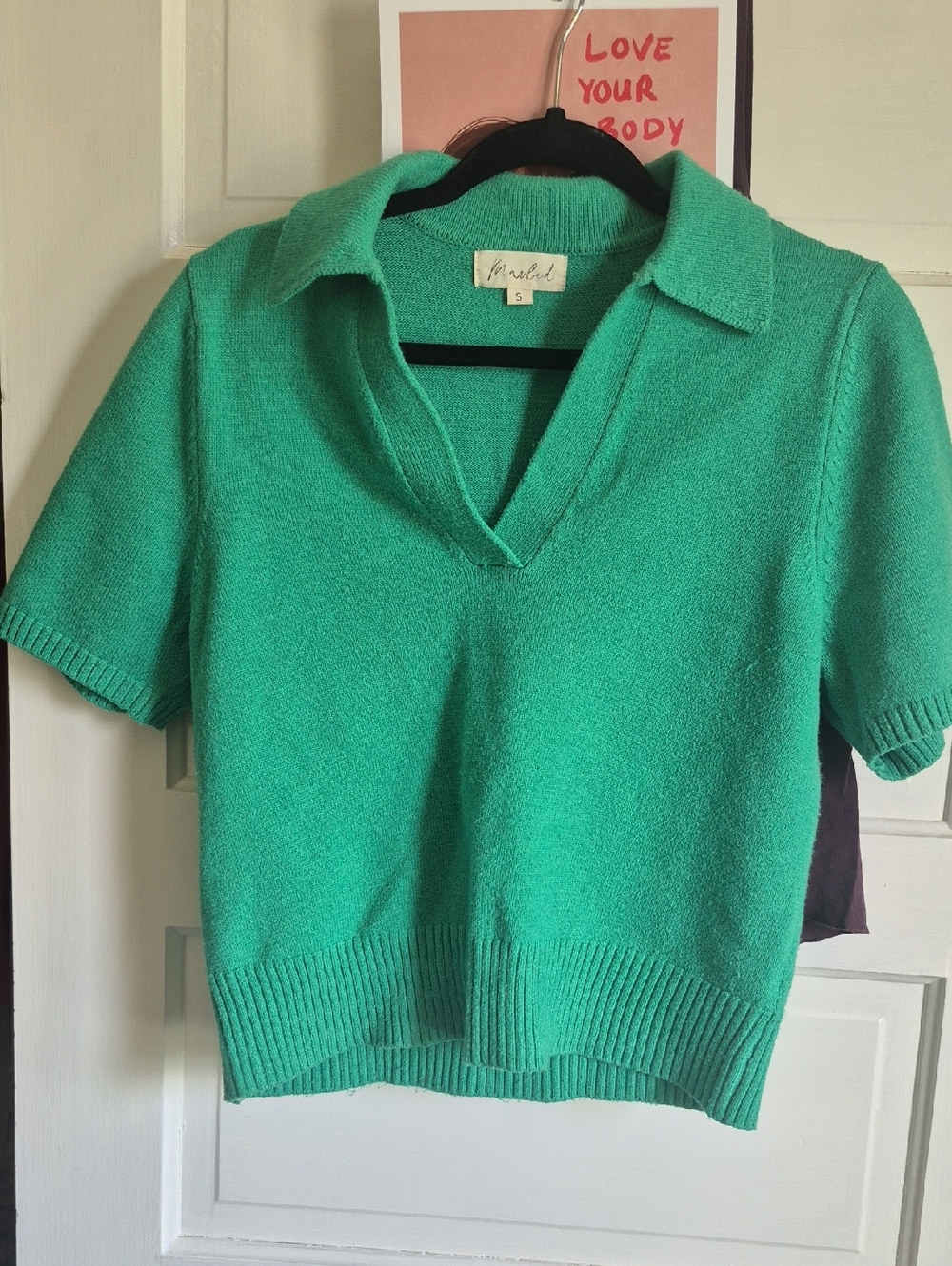 Marled Green Collared V-Neck Short Sleeve Knit Top